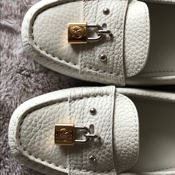 Authentic Louis Vuitton Lock Loafers - Picture 2 of 6